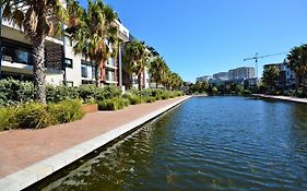 Quayside 1 Bedroom Apartment In Century City